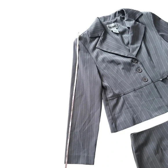 Periwinkle Women’s Suits Size 10 - Picture 7 of 10